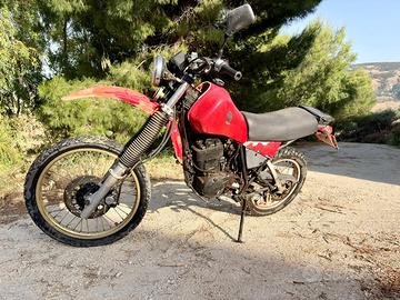 Yamaha xt 550