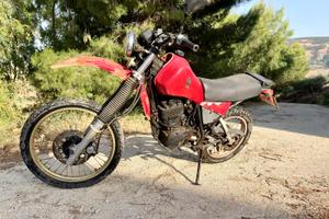 Yamaha xt 550