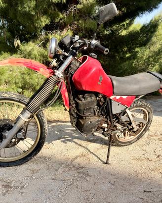Yamaha xt 550