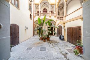 Ufficio Mq 40 Ristrutturato in via Alloro