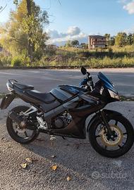 Honda cbr 125