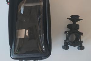SUPPORTO TELEFONO GIVI