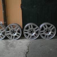 Set cerchi in lega VW Golf 4  (ed altre)