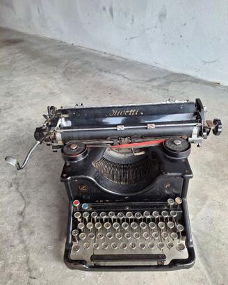 macchina da scrivere Olivetti M 40 I SERIE
