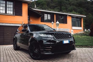 Range Rover Velar R Dynamic D240 SE | Total Black