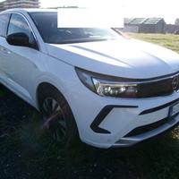 OPEL Grandland 1.5 diesel Ecotec aut. Business E
