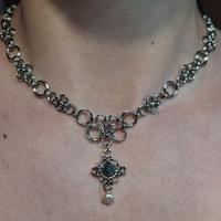 Collana in tessitura a maglia ad anelli vittoriana