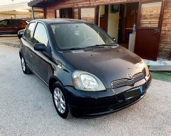 Toyota Yaris 1.4 tdi D-4D cat 5 porte Sol