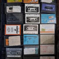 Commodore 64: 90 cassette e 20 dischetti