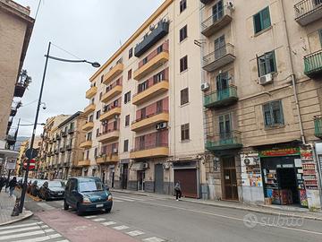 Via oreto policlinico tukory stazione 5vani+acc