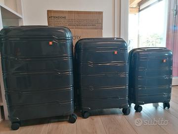 Set valigie da viaggio 