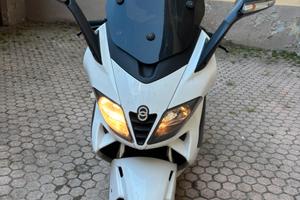 Gilera Nexus 500