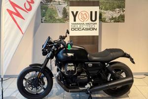 Moto Guzzi V7 Stone
