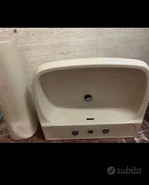 Lavabo e colonna
