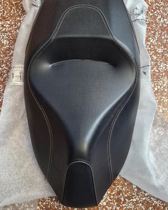 Sella Piaggio Beverly 350ST Usata