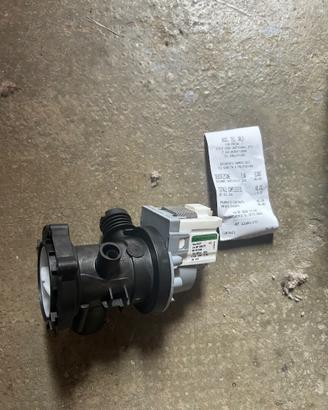 Pompa scarico lavatrice Indesit