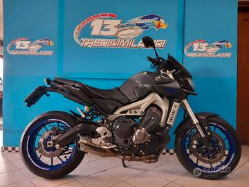 YAMAHA MT-09