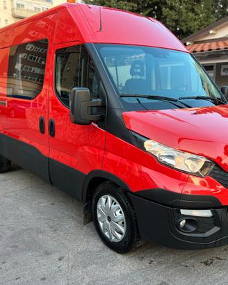 Iveco Daily 35S18 HY-MATIC doppia cabina