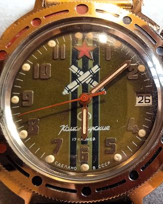 Vostok Komandirskie Rif. 339495 (Cal. 2414a) verde