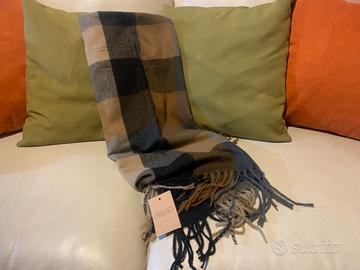 Sciarpa/Scialle a quadroni Nuova