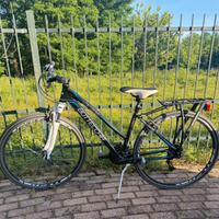 Bicicletta da cicloturismo.Bottecchia Cross Lite
