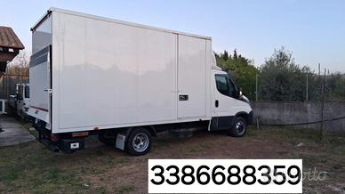 Iveco DAILY furgone sponda Euro 6 🚩