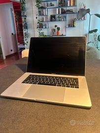 Mac book pro 2015 touch bar 15pollici