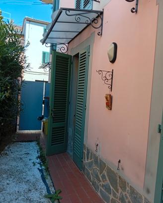 Vendita bilocale con giardino