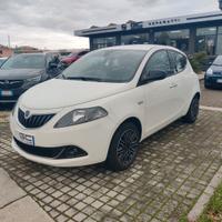 Lancia Ypsilon 1.0 FireFly 5 porte S&S Hybryd Gold