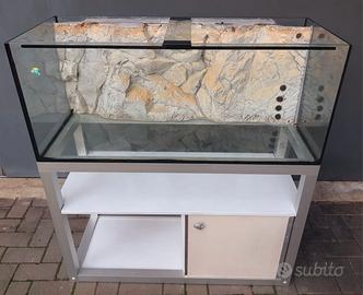 Terrario/acquario con sfondo + mobile