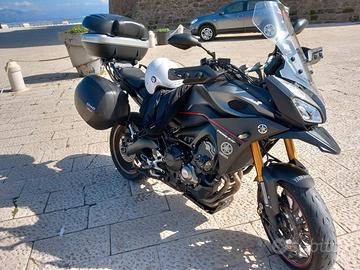 Yamaha tracer 900