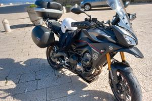 Yamaha tracer 900