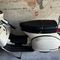 Vespa PX 125 -1983 restaurata