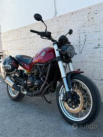 Benelli Leoncino 500 Trail 2021-9.700 km
