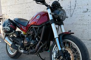 Benelli Leoncino 500 Trail 2021-9.700 km