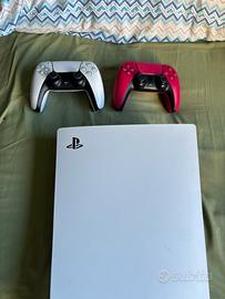 PlayStation 5 senza il controller rosso