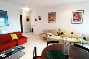 Appartamento di 156 m² con più di 5 locali a Caste