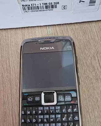 Nokia E71