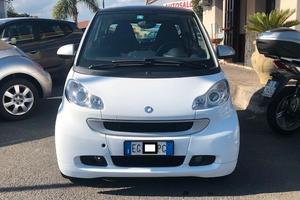 Smart ForTwo 1000 52 kW coupé Passion - 2011