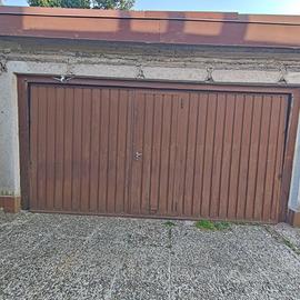 Gratis Basculante Garage