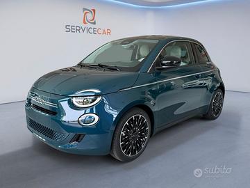 Fiat 500 Berlina Hybrid La Prima