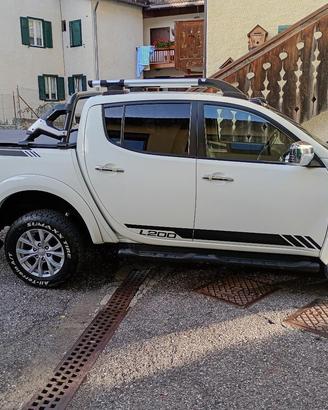 Mitsubishi L200