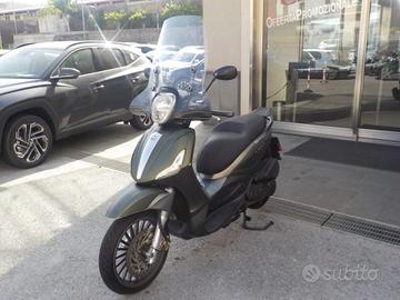 PIAGGIO Beverly 300 i.e. S - Anno