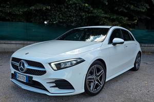 Mercedes A180 Premium AMG BlackNight UNICA