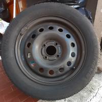 4 Cerchioni in ferro 6Jx15H2 ET52,5-gomma195/60R15