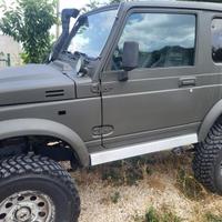 Suzuki Samurai