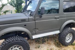 Suzuki Samurai