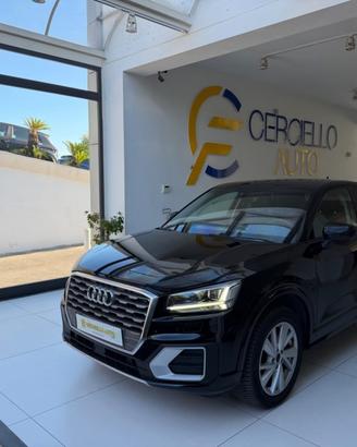 AUDI Q2 1.6 TDI admired S tronic DA 240,00 MENSI