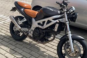 Suzuki SV 650 nero