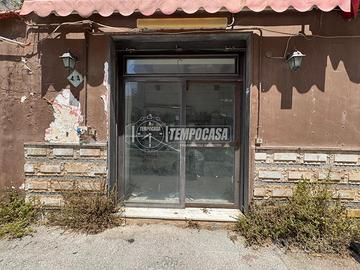 Locale Commerciale a Napoli Via ASCANIO 1 locali